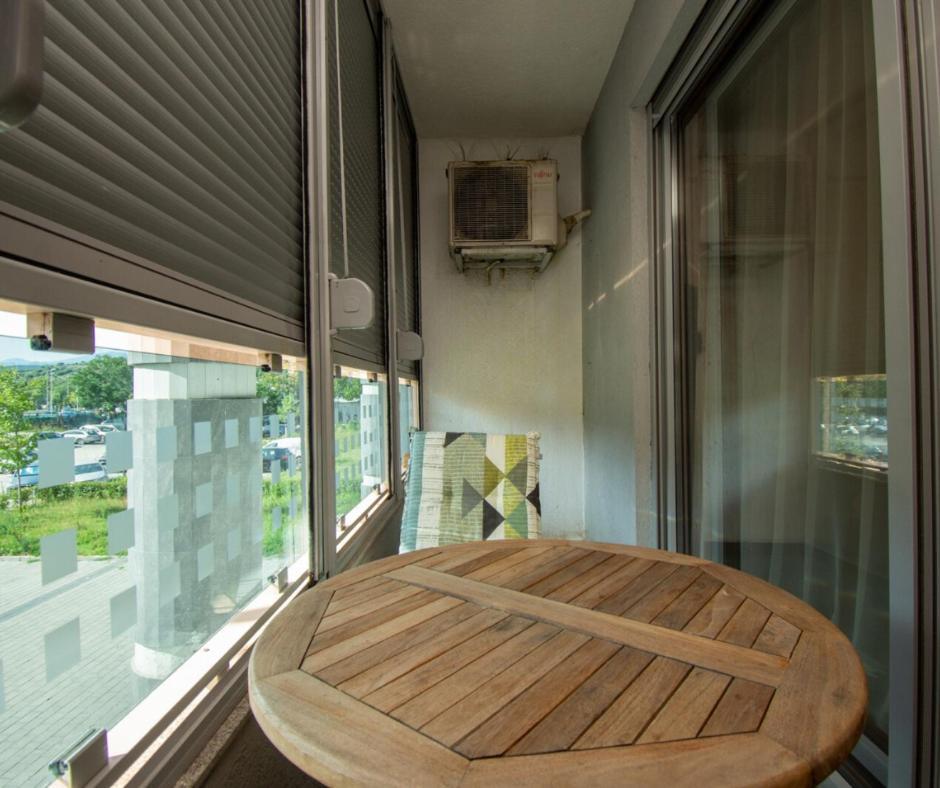 Maxim Compass Apartment 波德戈里察 外观 照片